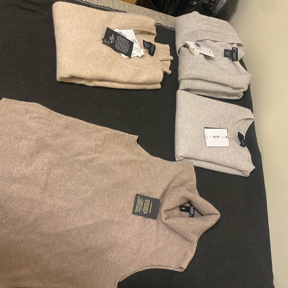 Cashmere set of 4 garments, 100% cashmere, women's size XS, as seen in the photo
